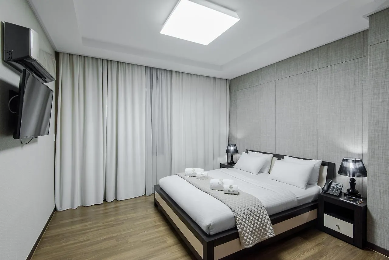 אסטנה Elite Apart-Hotel